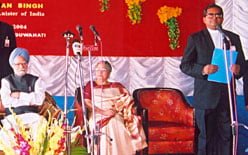 Welcoming the Prime Minister
