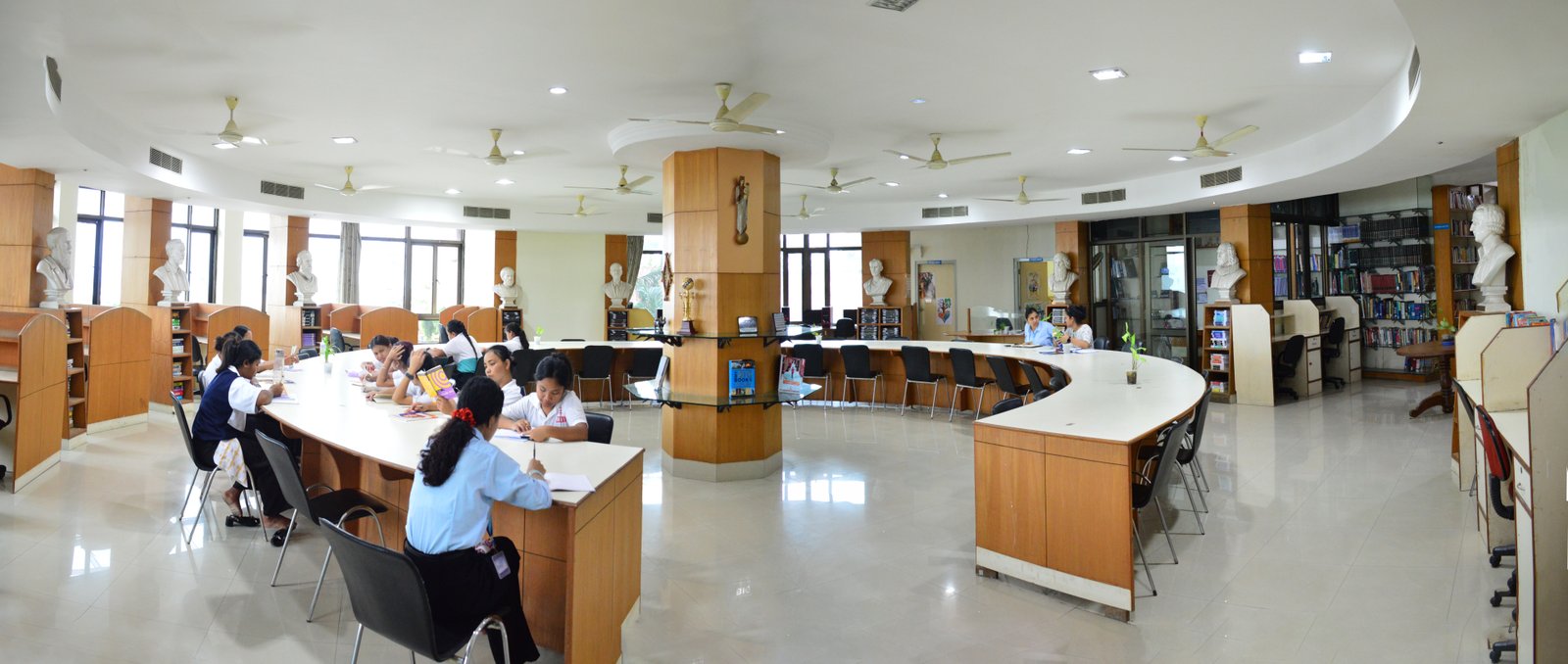 State-of-the-Art Facilities & Living Spaces.